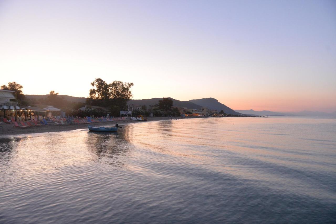 Stefanos Resort Mesongí Екстериор снимка